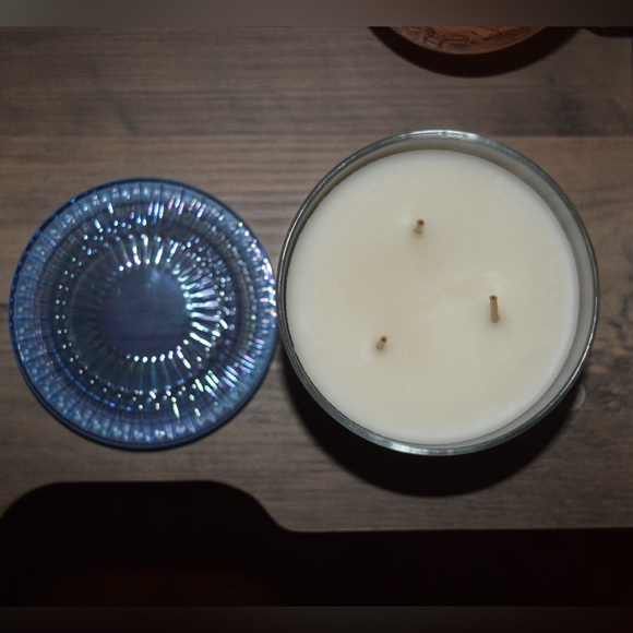 🕯🌊 NWT‼️ Bath & Body Works "Driftwood Waves" 3-wick Candle •NEW Fragrance• - Picture 2 of 3